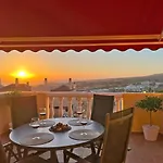 Terraza Del Mar * アデヘ